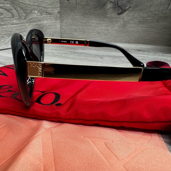 Max & Co MO0133 01A black gold ladies sunglasses new - Picture 4 of 5